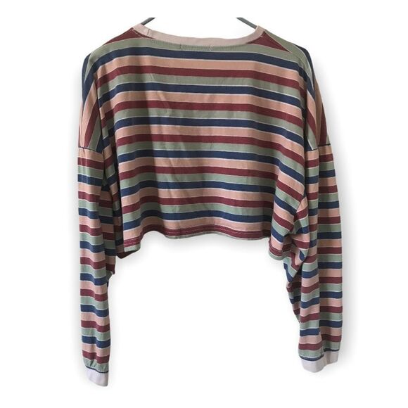 3/$15 Missguided long sleeve striped crop top - Picture 2 of 4